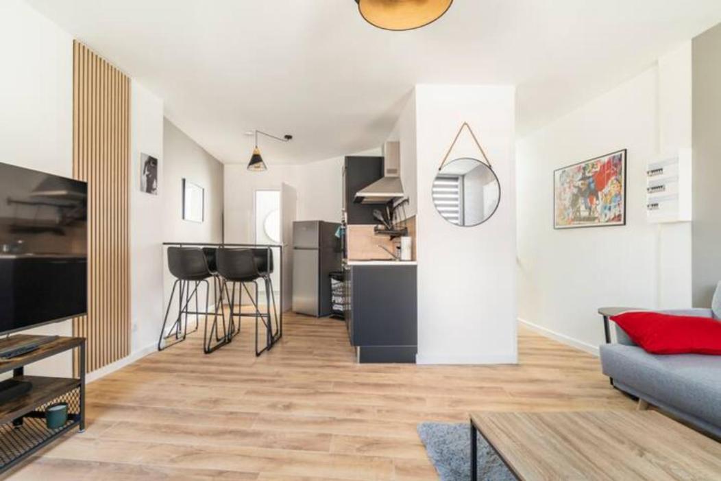 Voyage En Duplex En Hyper Centre Διαμέρισμα Βαλενσιέν Εξωτερικό φωτογραφία